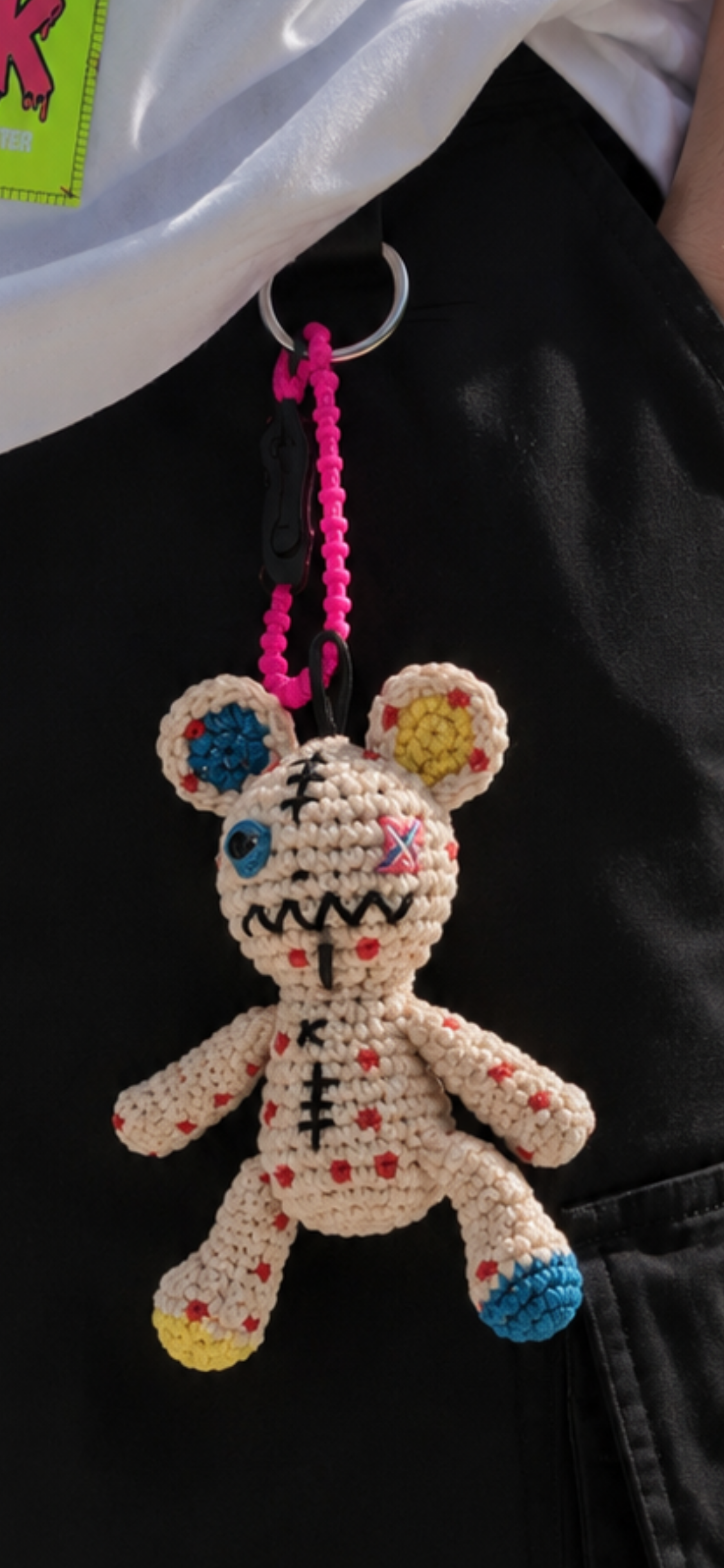 AMIGURUMI SILICONESTRAP TOXIC