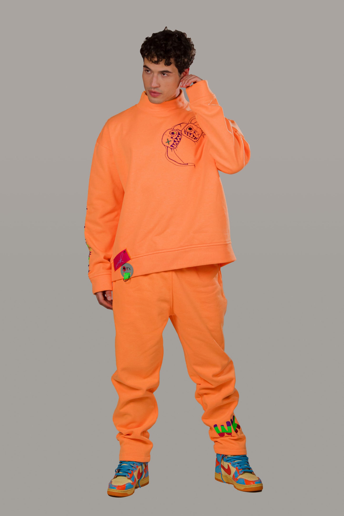 NEON ORANGE SWEATPANTS!