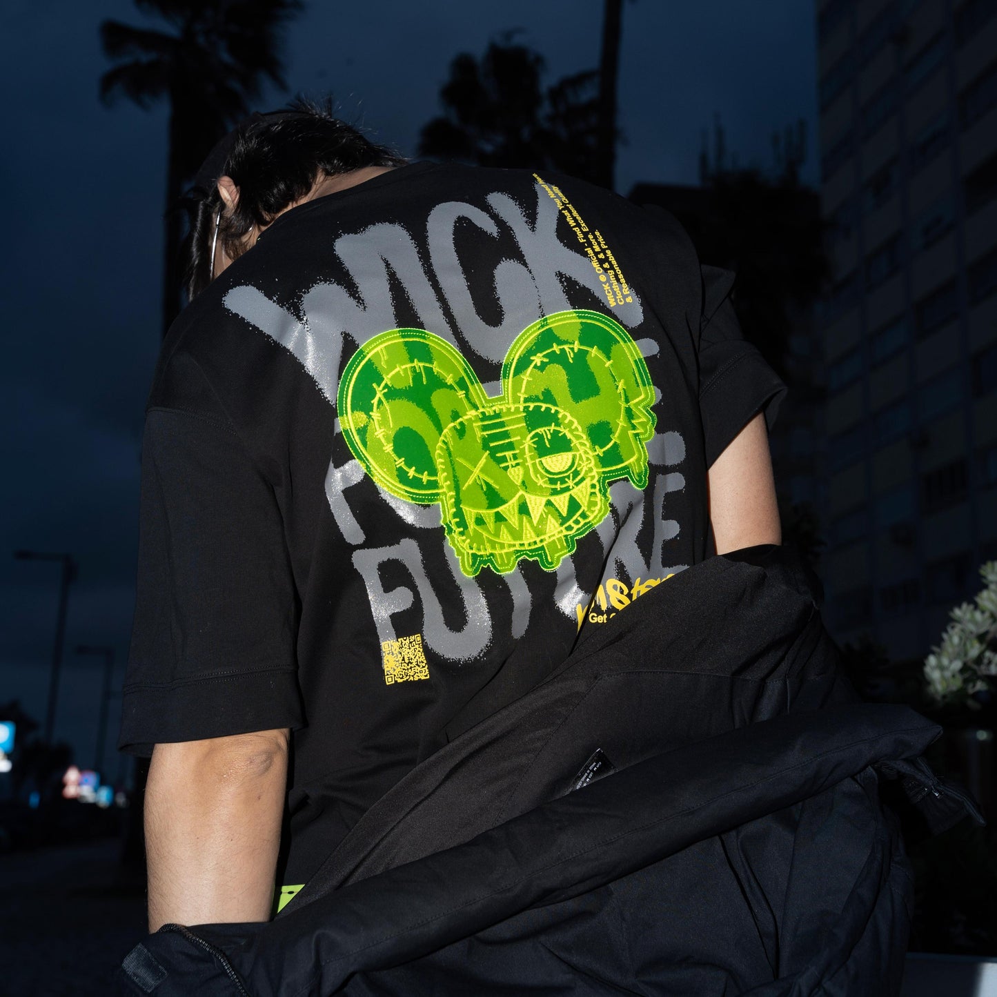 FUTURE OVERSIZED T-SHIRT!