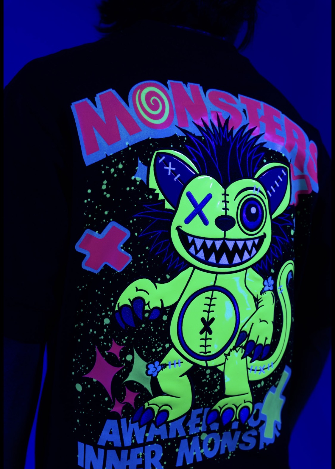 LION BLACK T-SHIRT