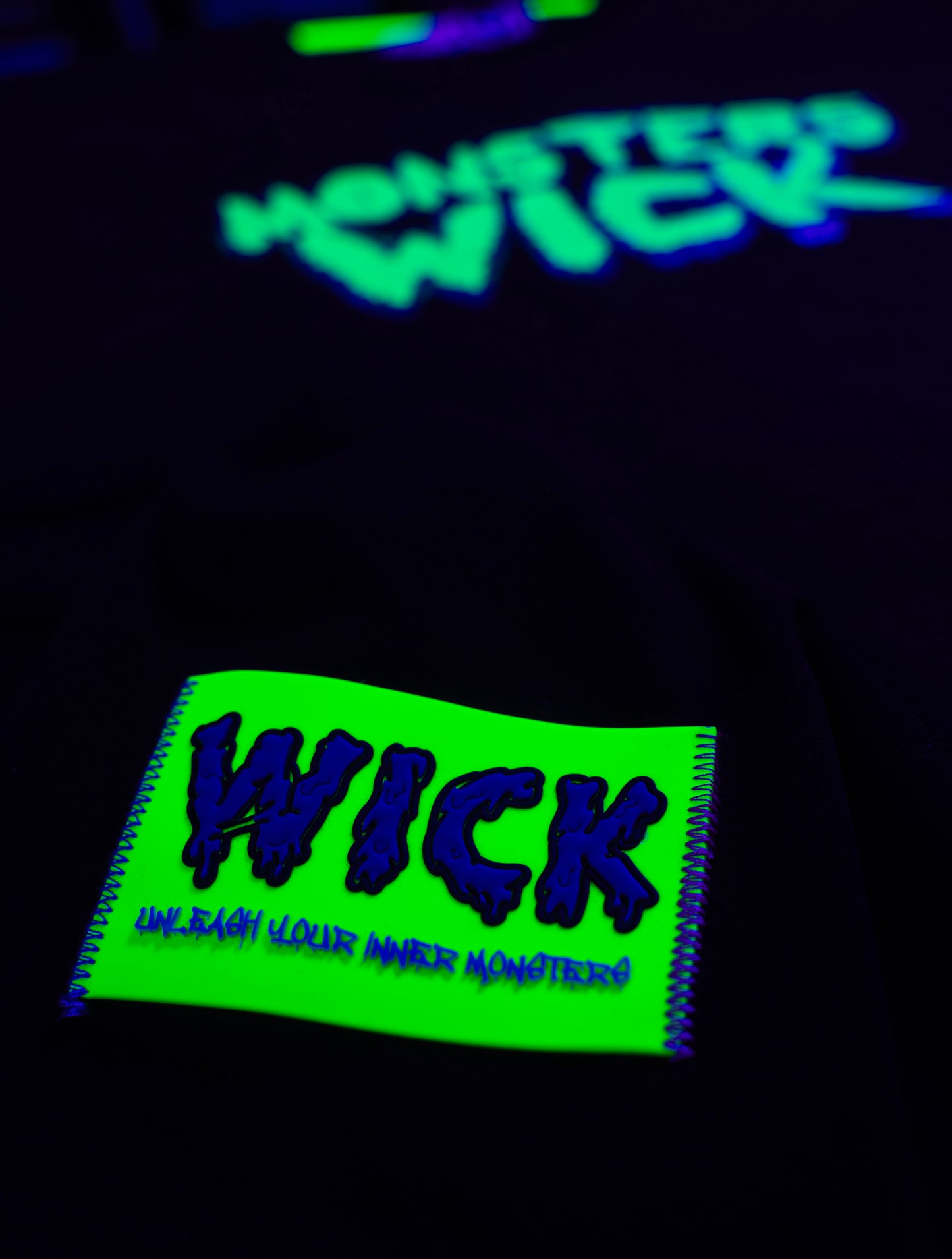 T-SHIRT OVERSIZED 3D GLASS BLACK