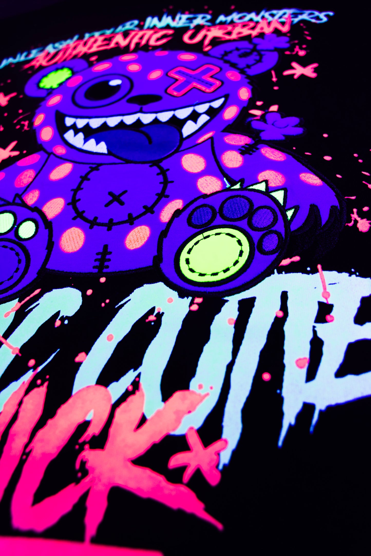 T-SHIRT OVERSIZED TOXIC BLACK