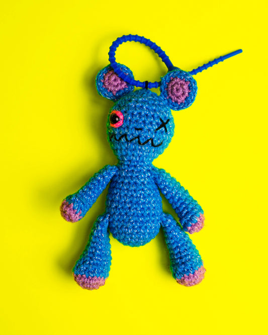 AMIGURUMI CROCHET SILICONE STRAP BLUE