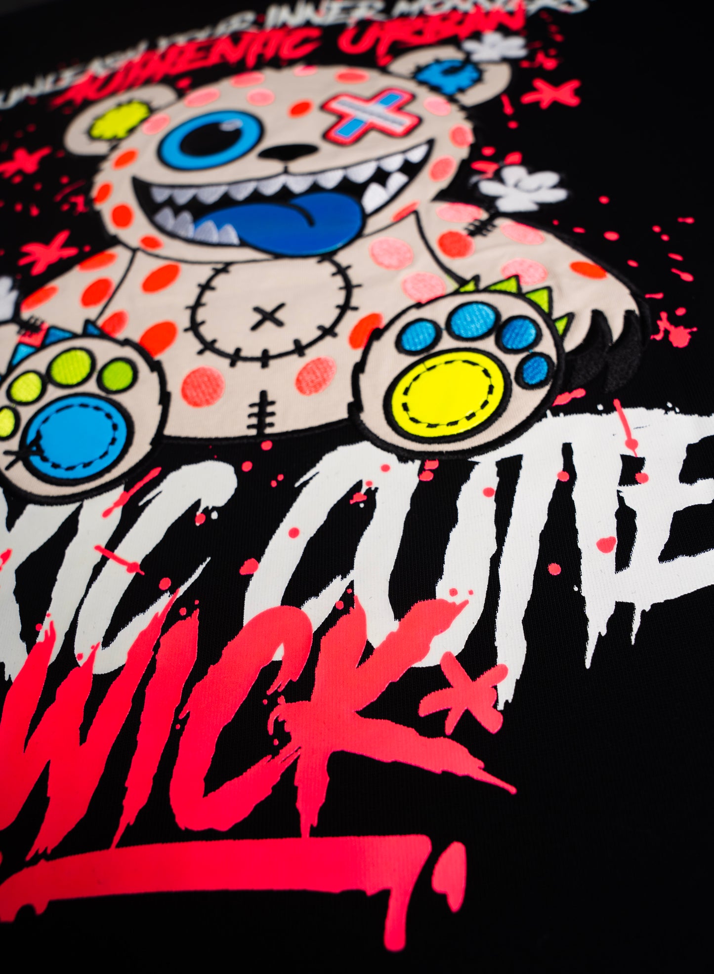 T-SHIRT OVERSIZED TOXIC BLACK