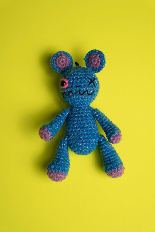AMIGURUMI SILICONE STRAP BLUE