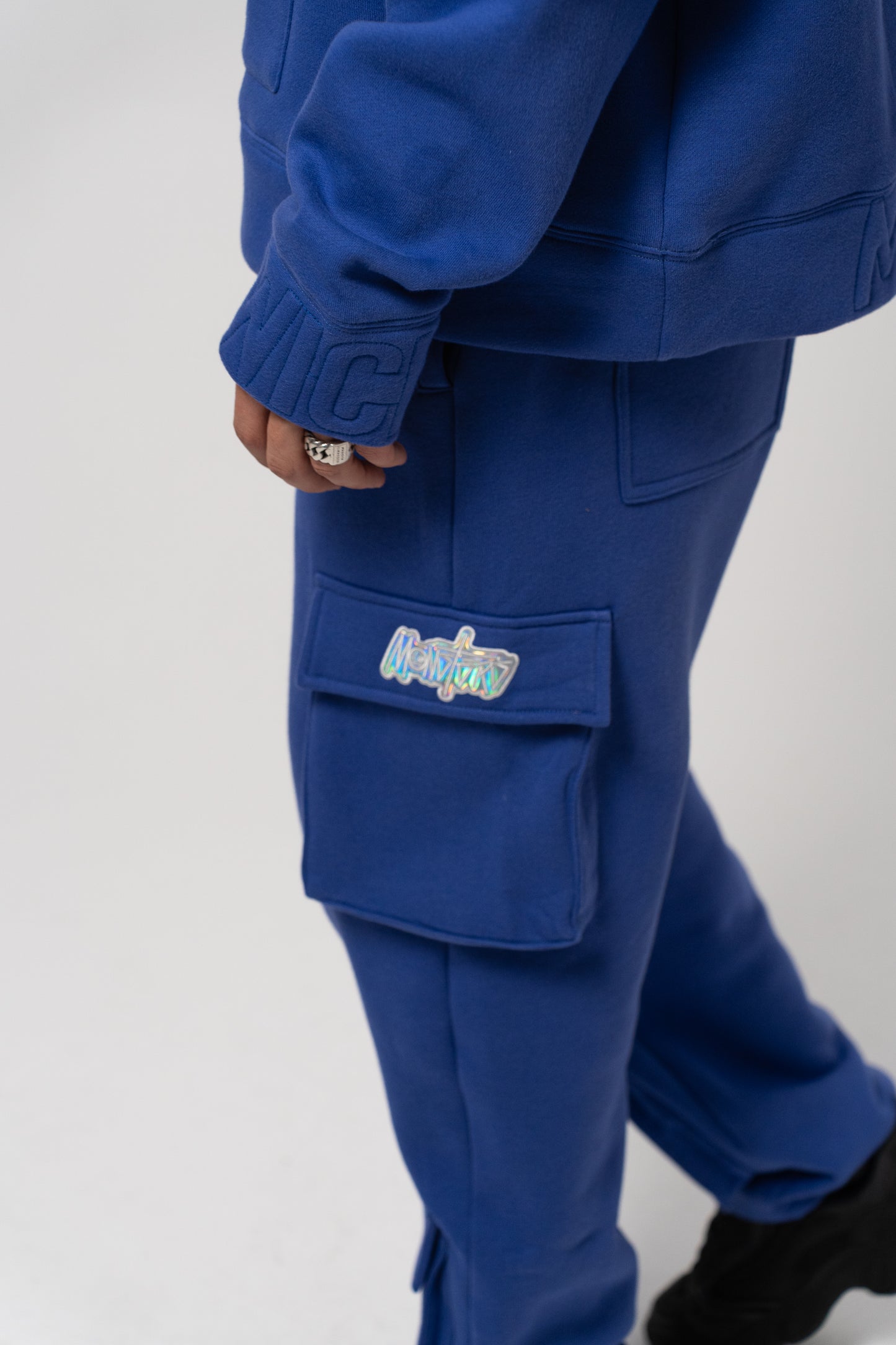 BLUE ICE CARGO SWEATPANTS