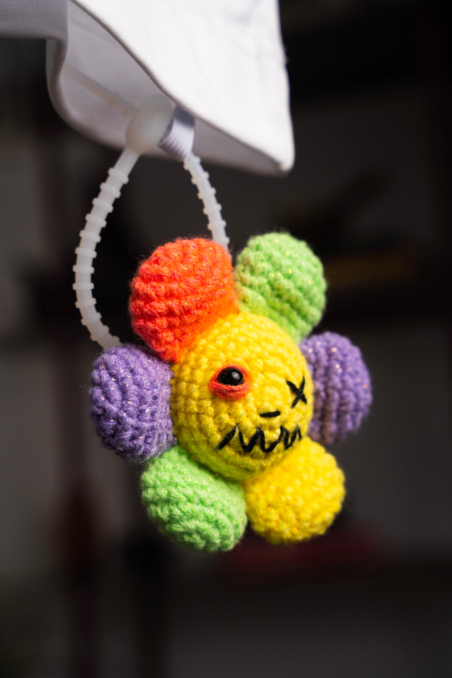 NEON ICE FLOWER T-SHIRT WITH AMIGURUMI