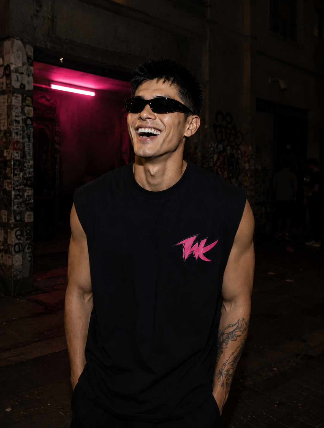 TANK TOP BLACK BASIC