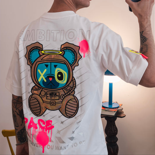 SPACE WHITE OVERSIZED T-SHIRT!