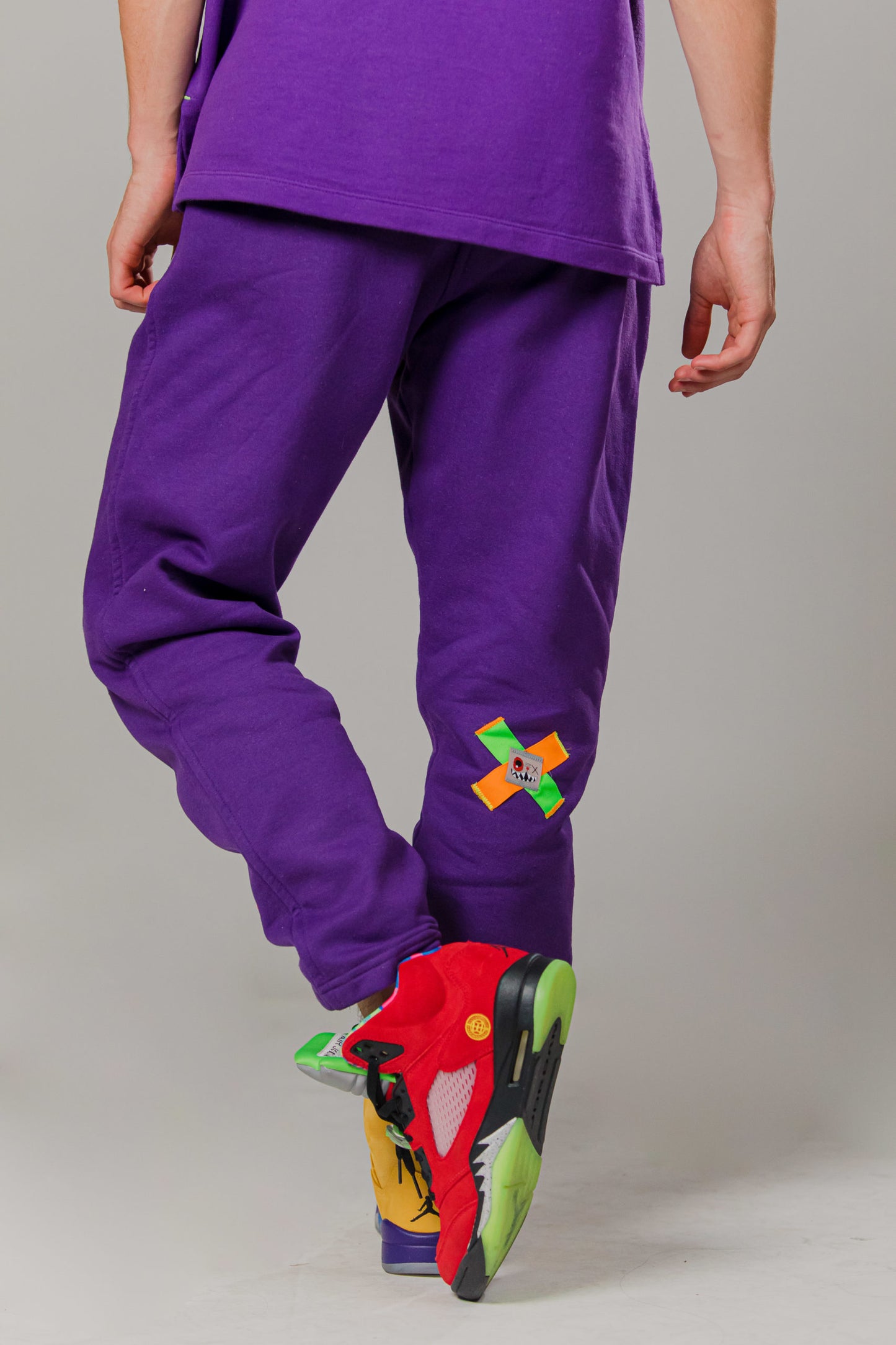 NEON PURPLE SWEATPANTS