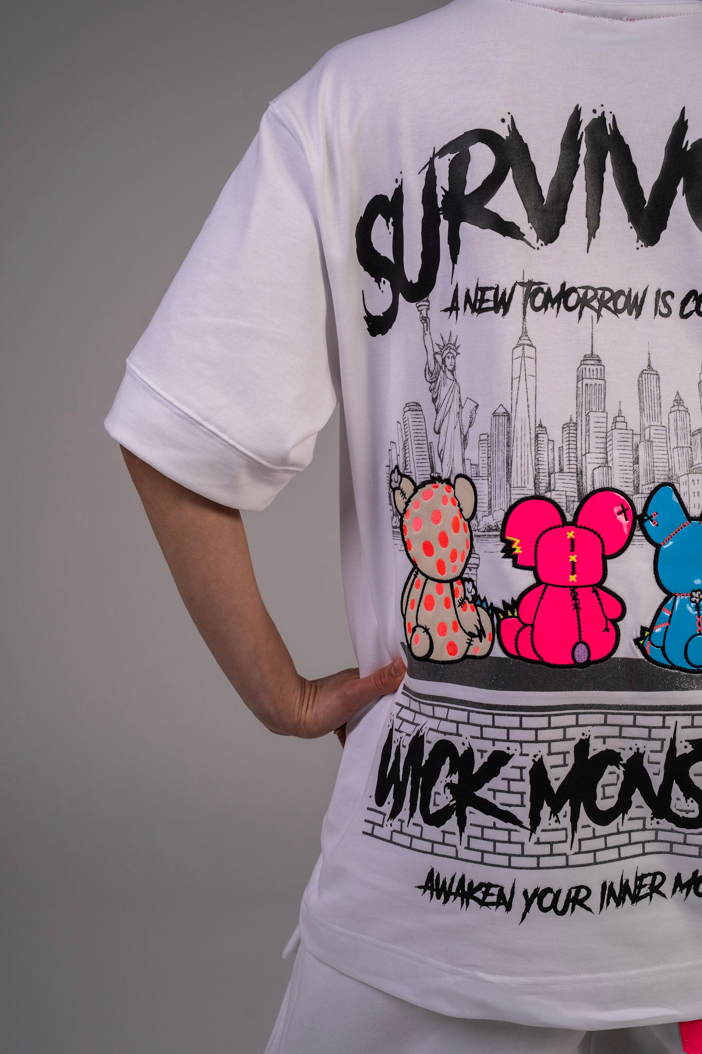 Survivor T-shirt White