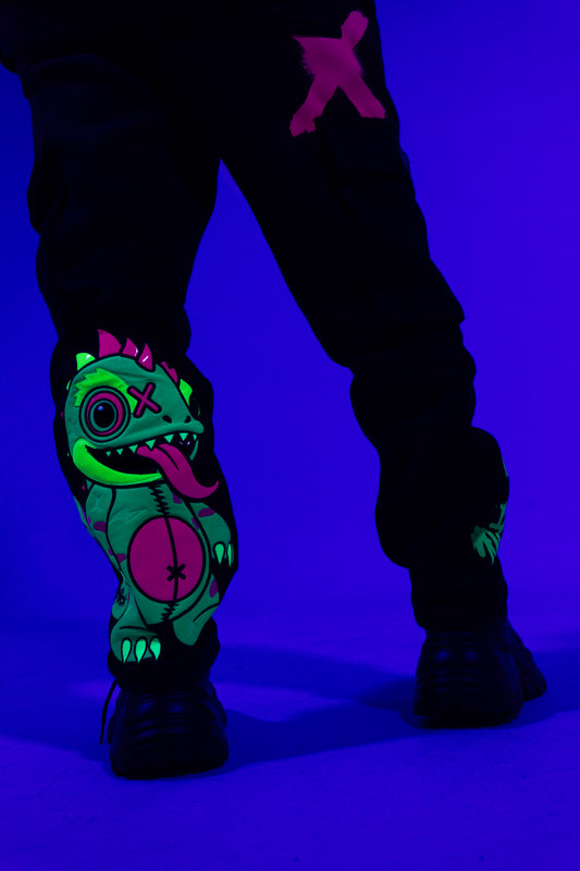 CHAMELEON CARGO PANTS BLACK