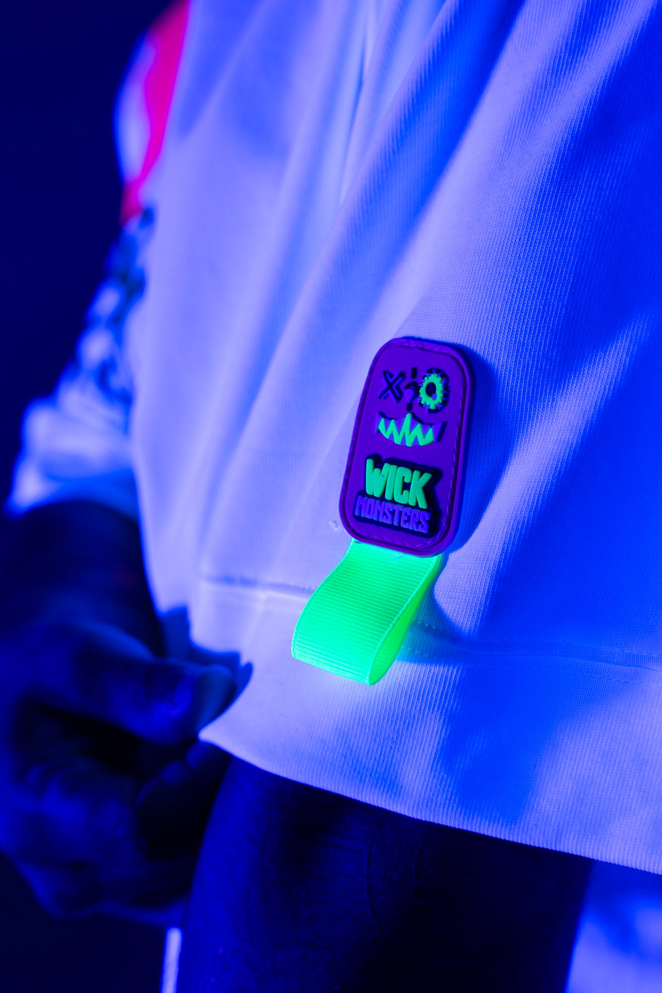 Chameleon T-shirt Spray White