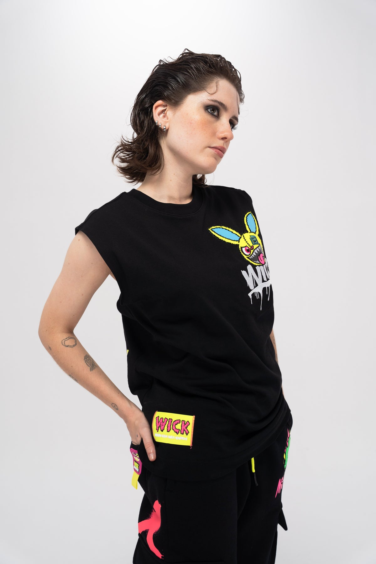 REBEL TANK TOP BLACK