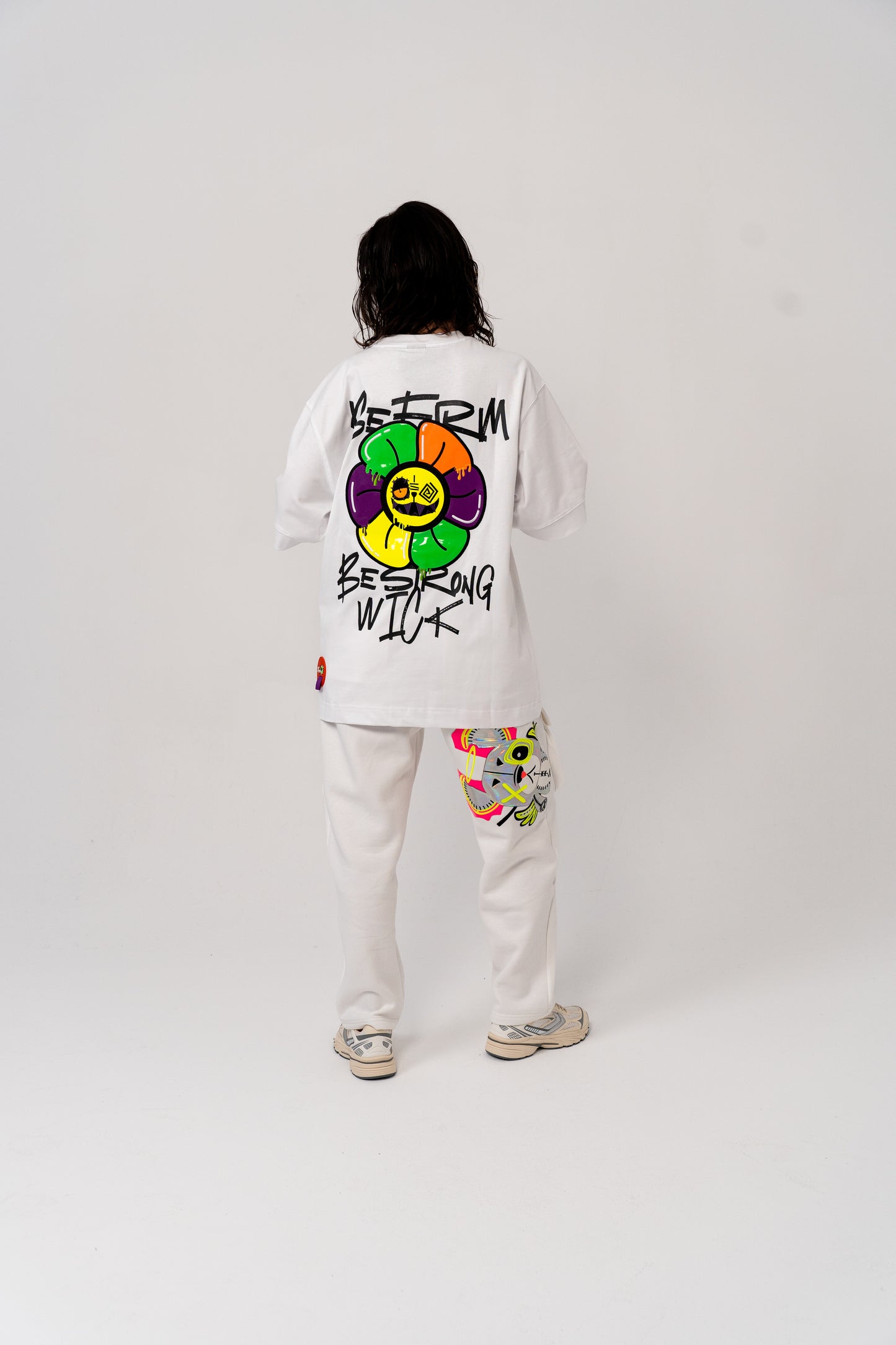 NEON ICE FLOWER T-SHIRT WITH AMIGURUMI