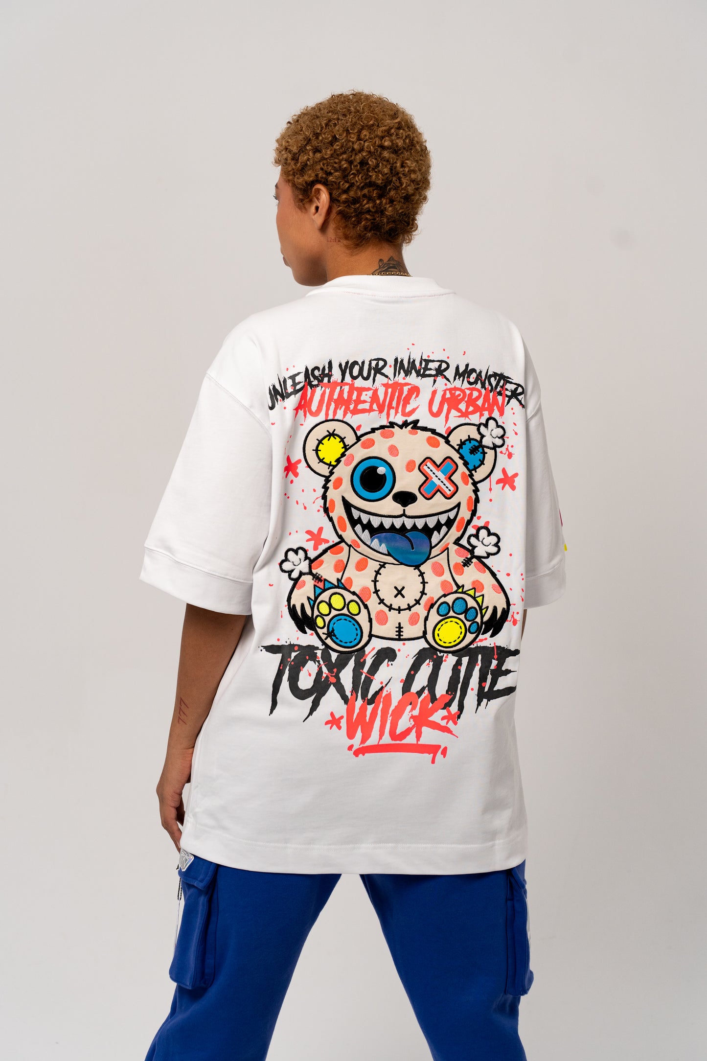 T-SHIRT OVERSIZED TOXIC WHITE