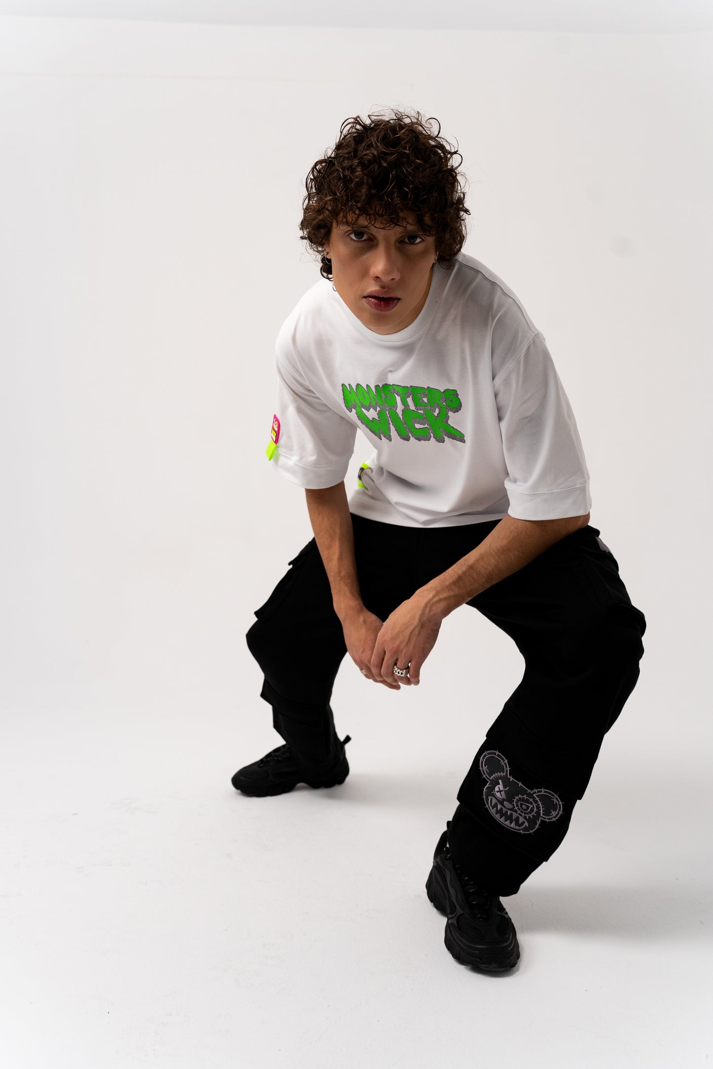 OVERSIZED 3D GLASS WHITE