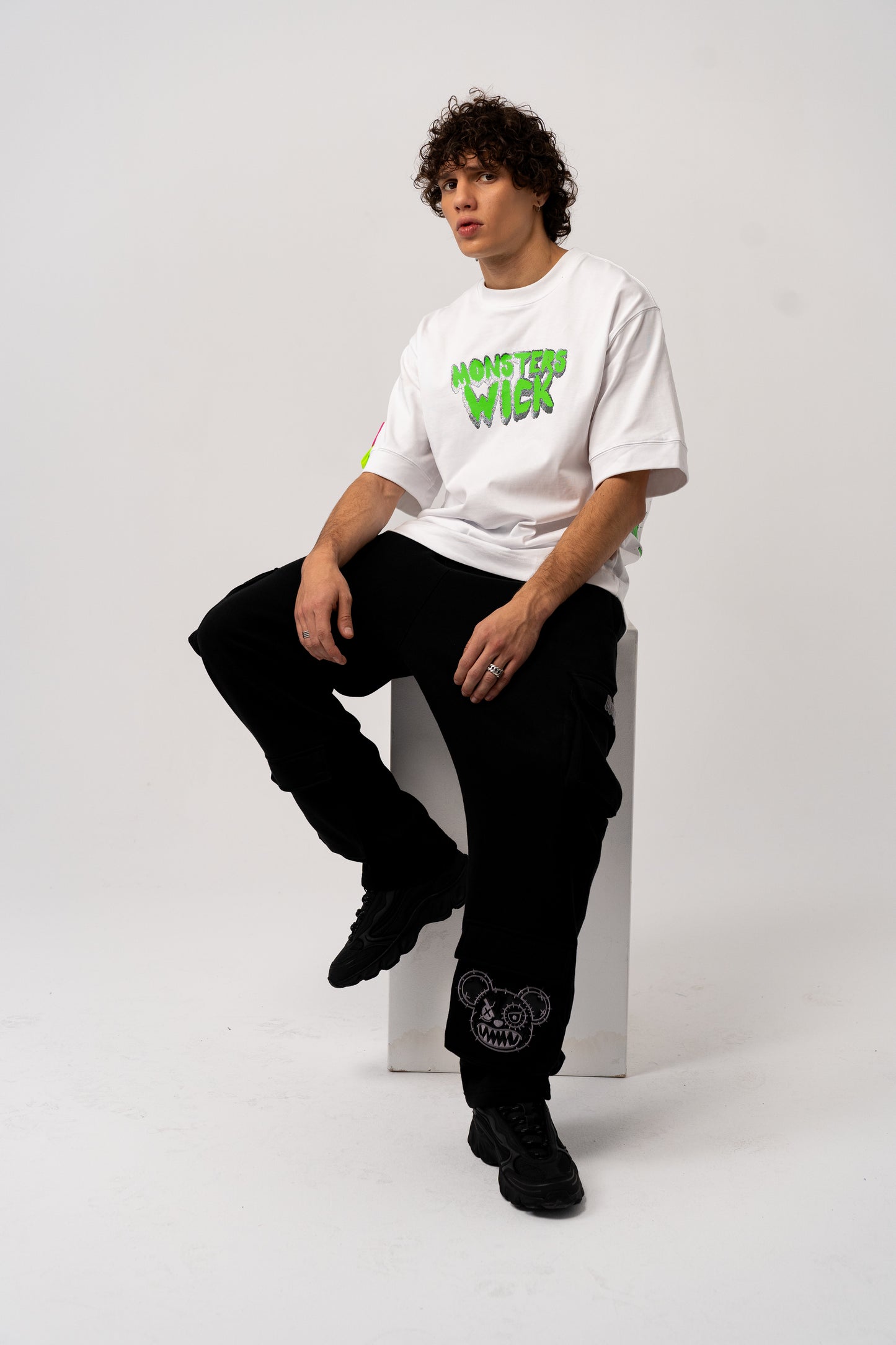 BLACK ICE CARGO SWEATPANTS