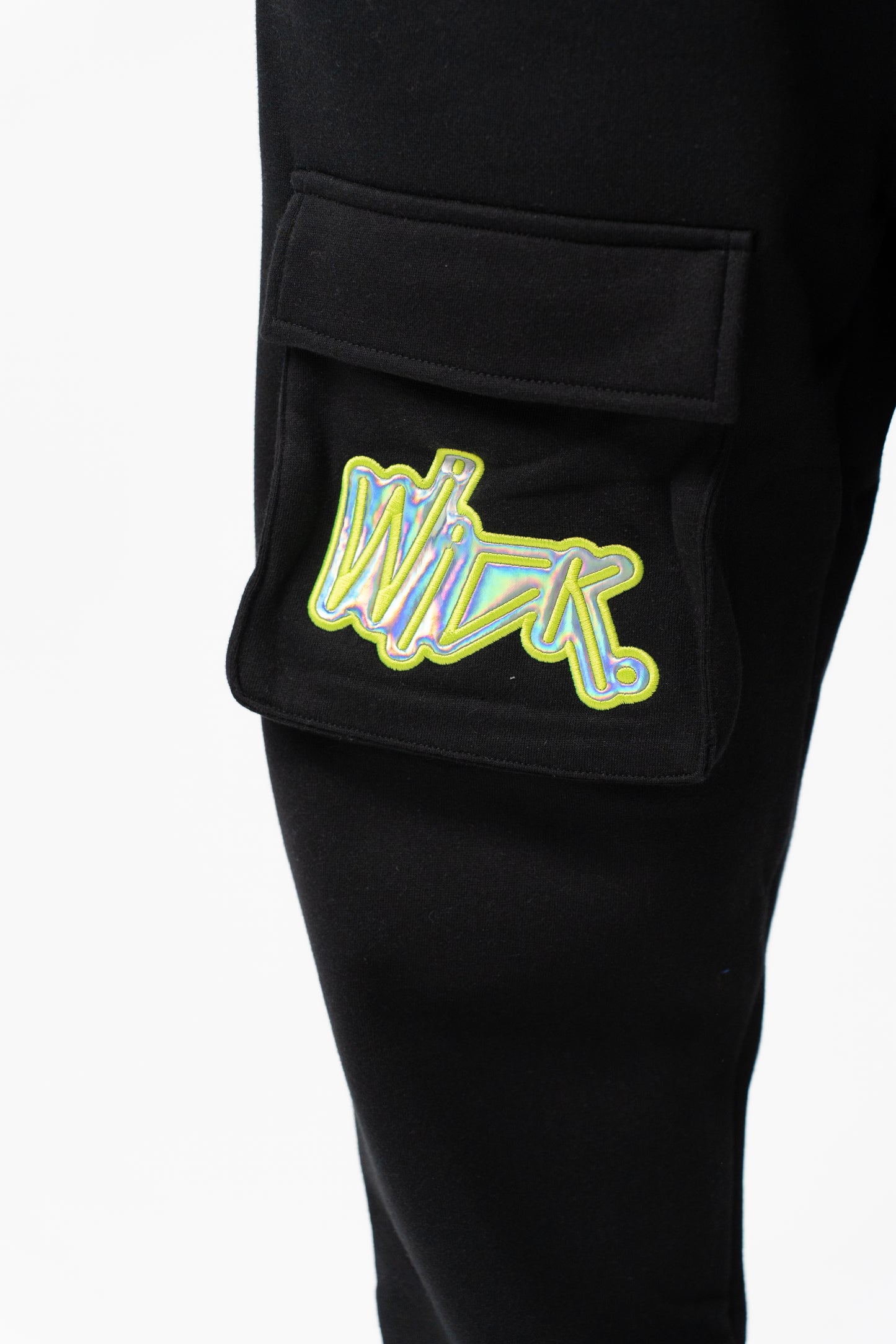 NEON ROYALTY CARGO SWEATPANTS BLACK