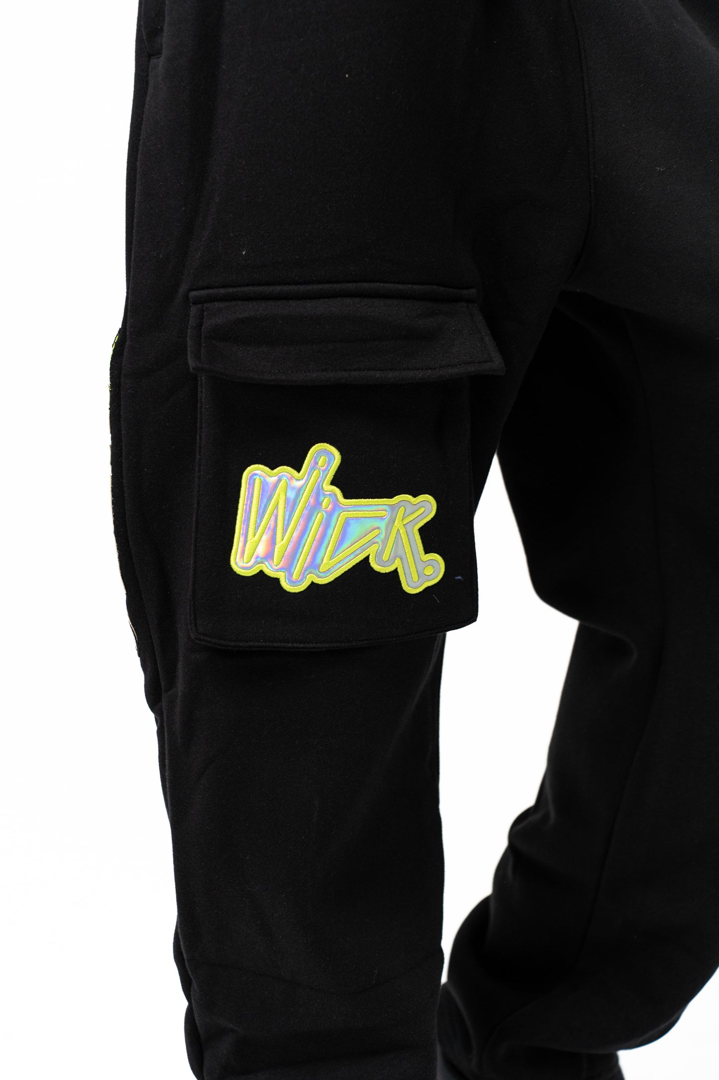 NEON ROYALTY CARGO SWEATPANTS BLACK