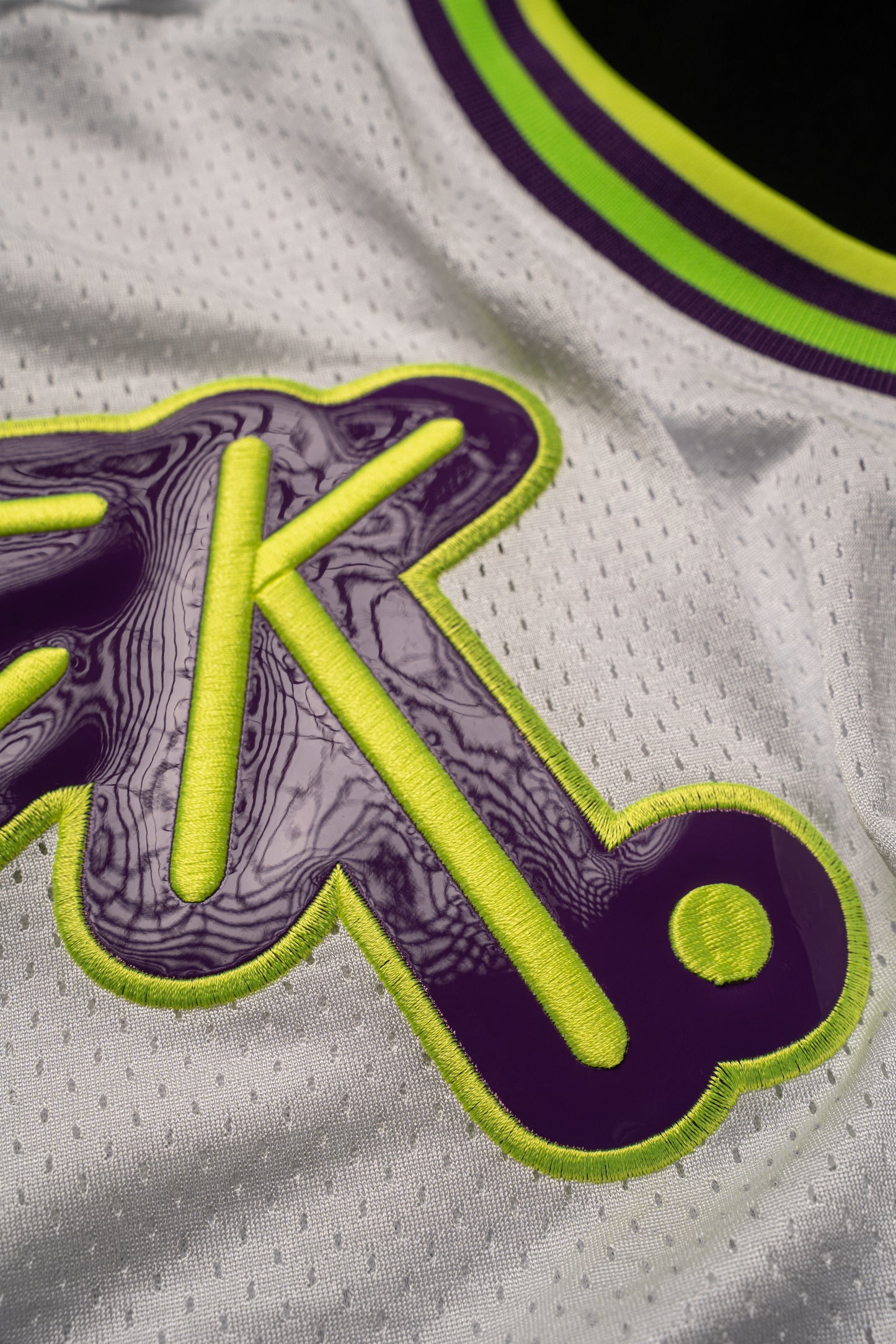 NR WHITE JERSEY