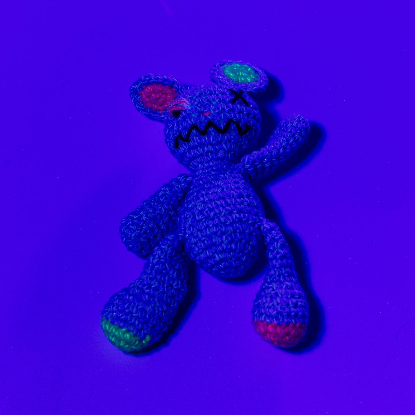 MONSTERS AMIGURUMI CROCHET PURPLE