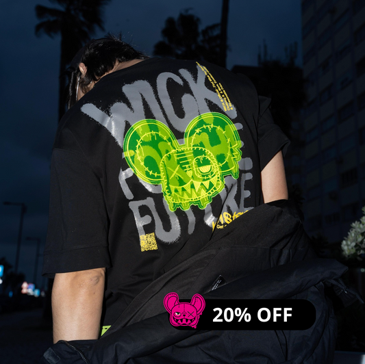 FUTURE OVERSIZED T-SHIRT!