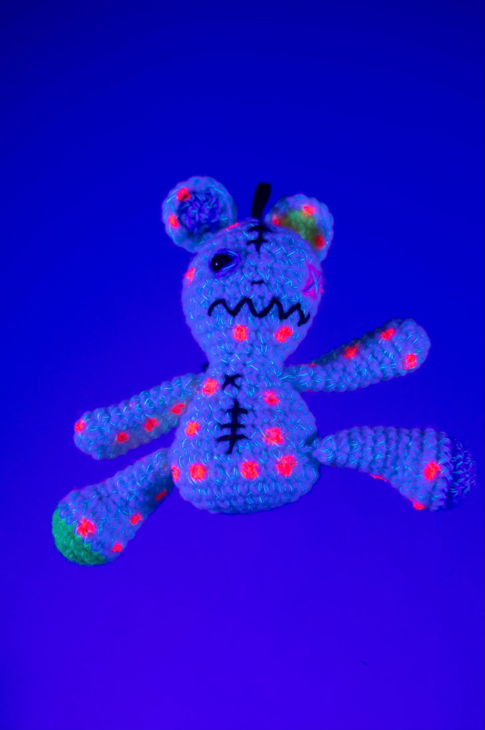 AMIGURUMI CROCHET TOXIC